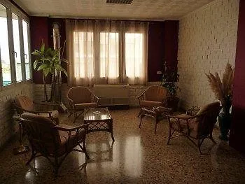 Moreno בית הארחה